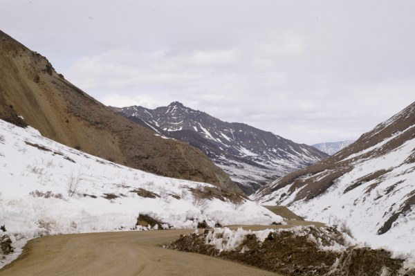 The looking towards Igloo from Sable Pass