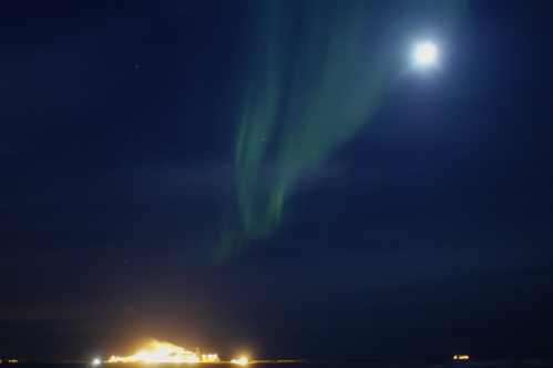 Aurora over the lake